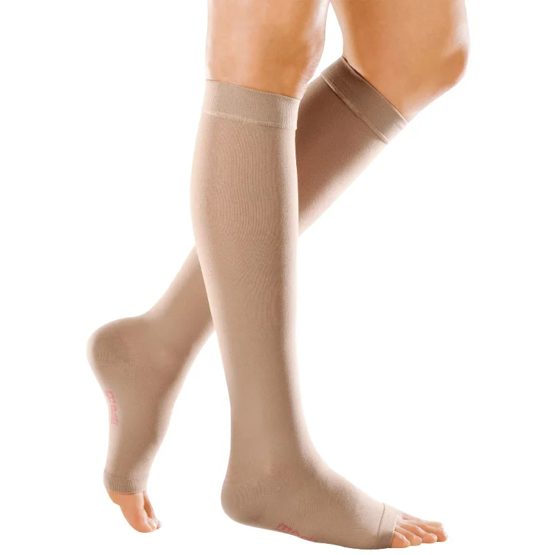 Women's adjustable - fit socks for a customized feelMediven Forte Knee High 30-40 mmHg, Open Toe