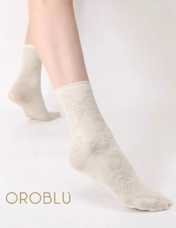 Women's cable - knit ankle socks for a cozy styleOroblu Sale Jacquard Lace Cotton Sock Ivory VOBC67781