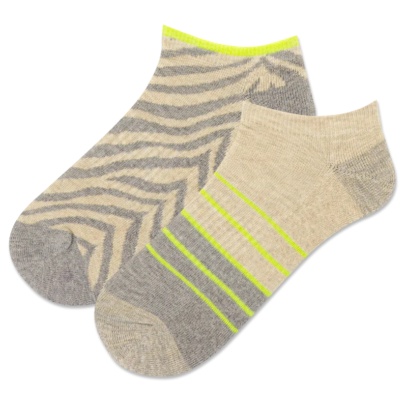 Women's compression socks for improved circulation"Zebra Stripe" Polyester Ankle Socks by Hot Sox - 2 Pack - Medium